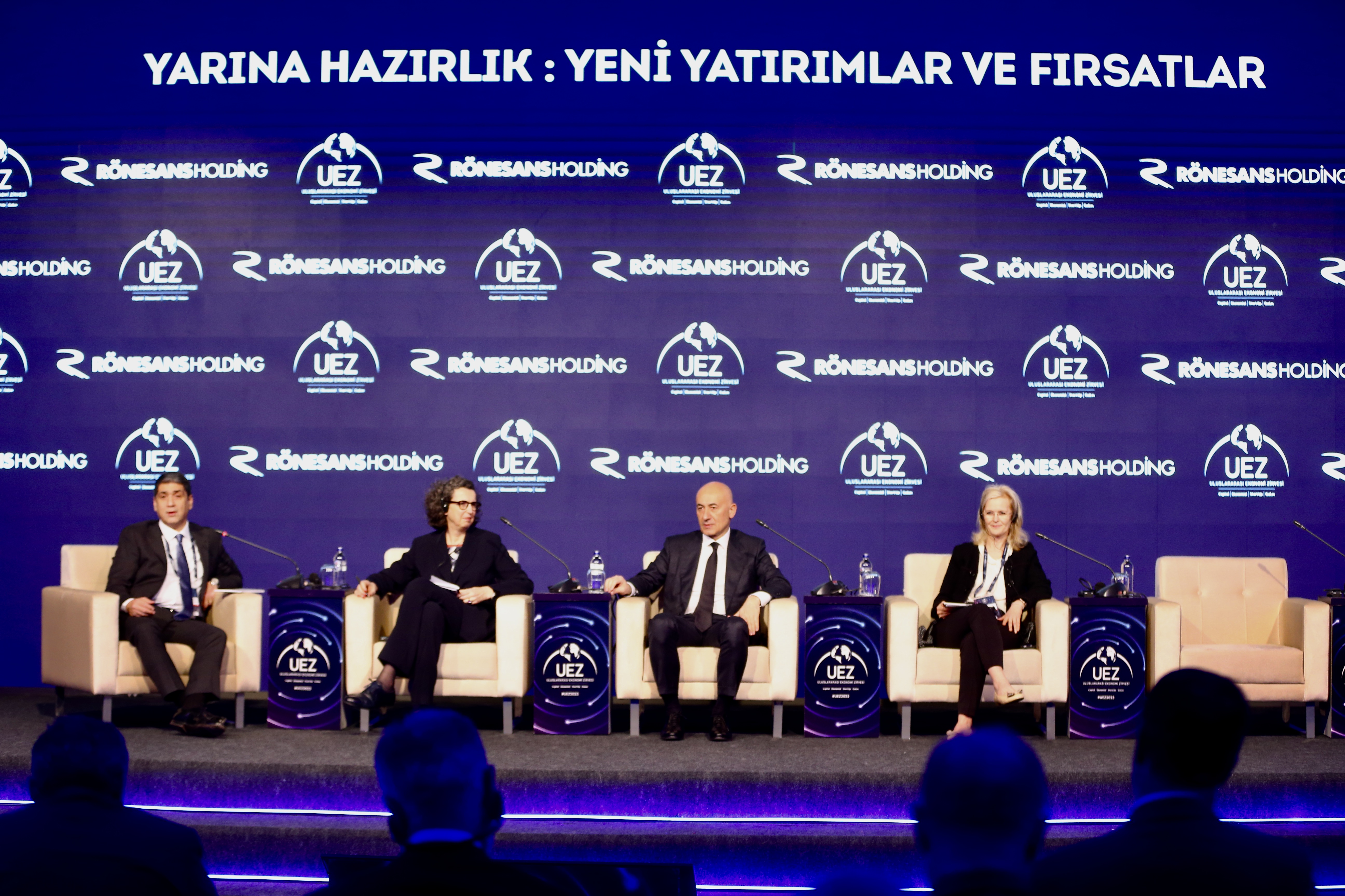 aa-20250418-37670037-37670030-uluslararasi-ekonomi-zirvesi.jpg