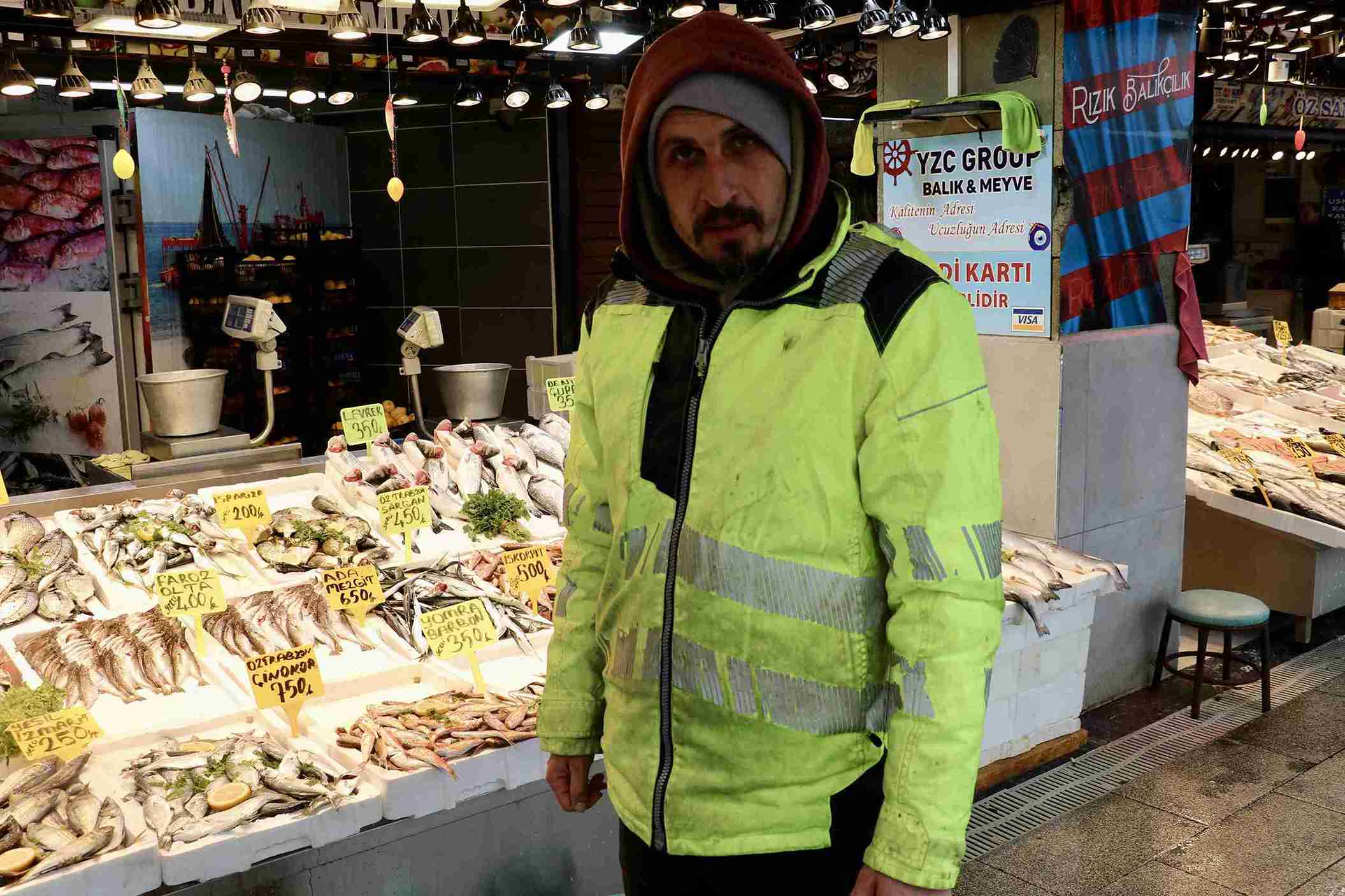 aa-20250420-37689176-37689175-trabzonda-mezgit-ve-istavrit-kilogrami-250-liradan-satiliyor-11zon.jpg