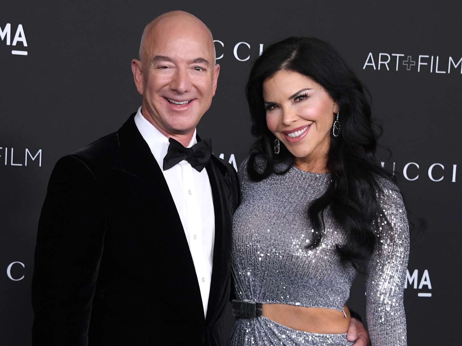 jeff-bezos-lauren-sanchez-1-797cb6972b42419a8cc59c8abc130ba5.jpg