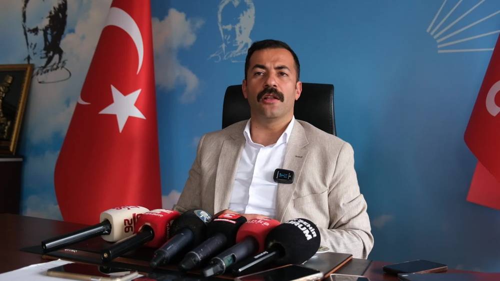 CHP Eskişehir İl Başkanı Talat Yalaz: Yeni stadyuma Atatürk ismini vermemek için 9 yıldır bekliyorlar
