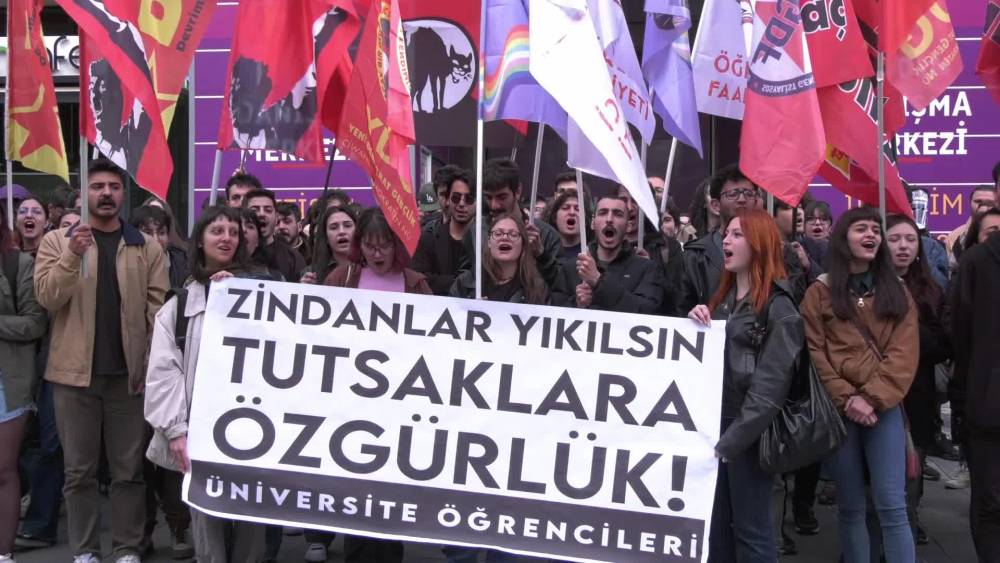 Tutuklu öğrenciler için Ankara’da protesto