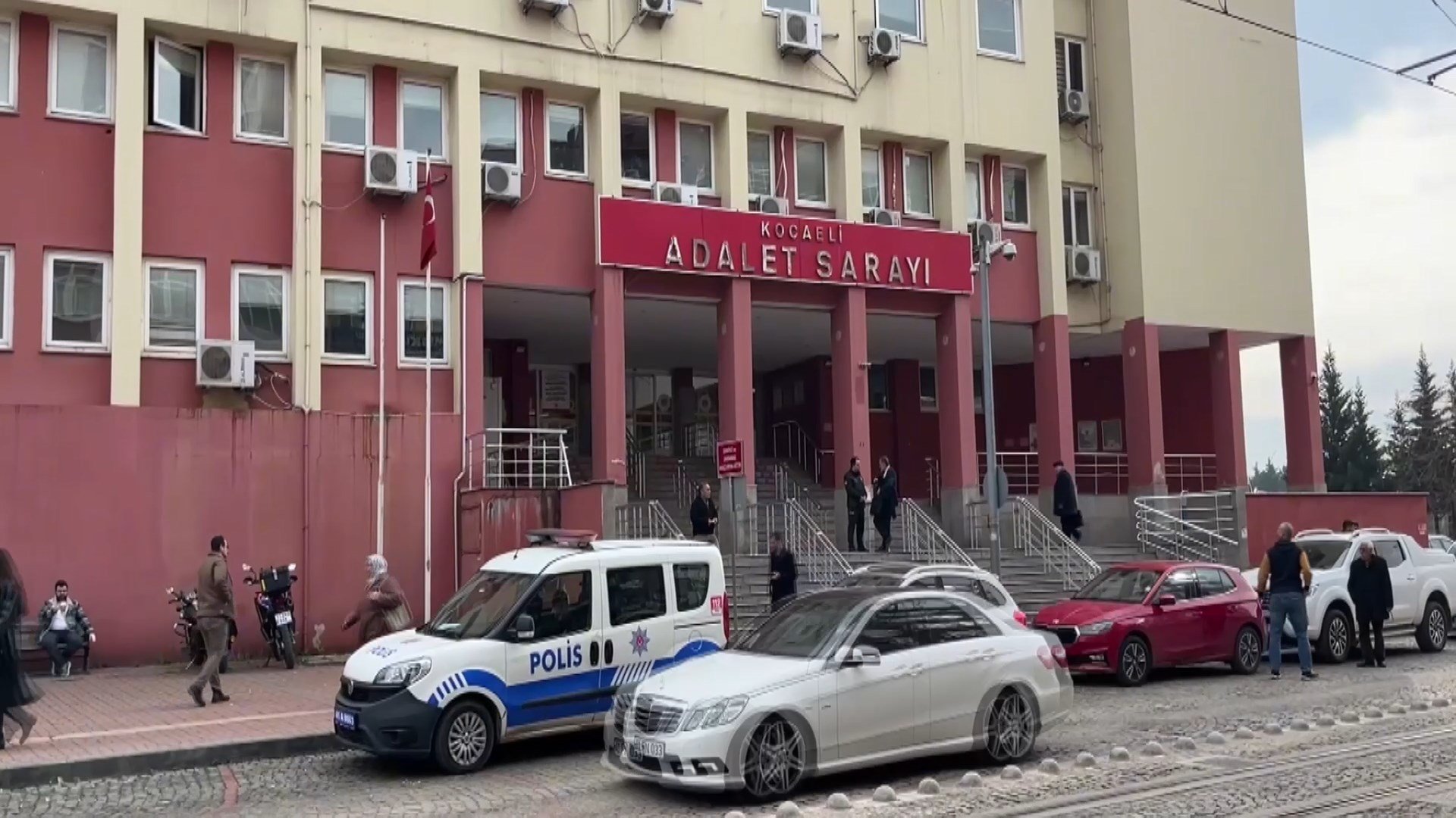 kamunun-mesem-uzerinden-77-milyon-lira-z-687756-203786.jpg