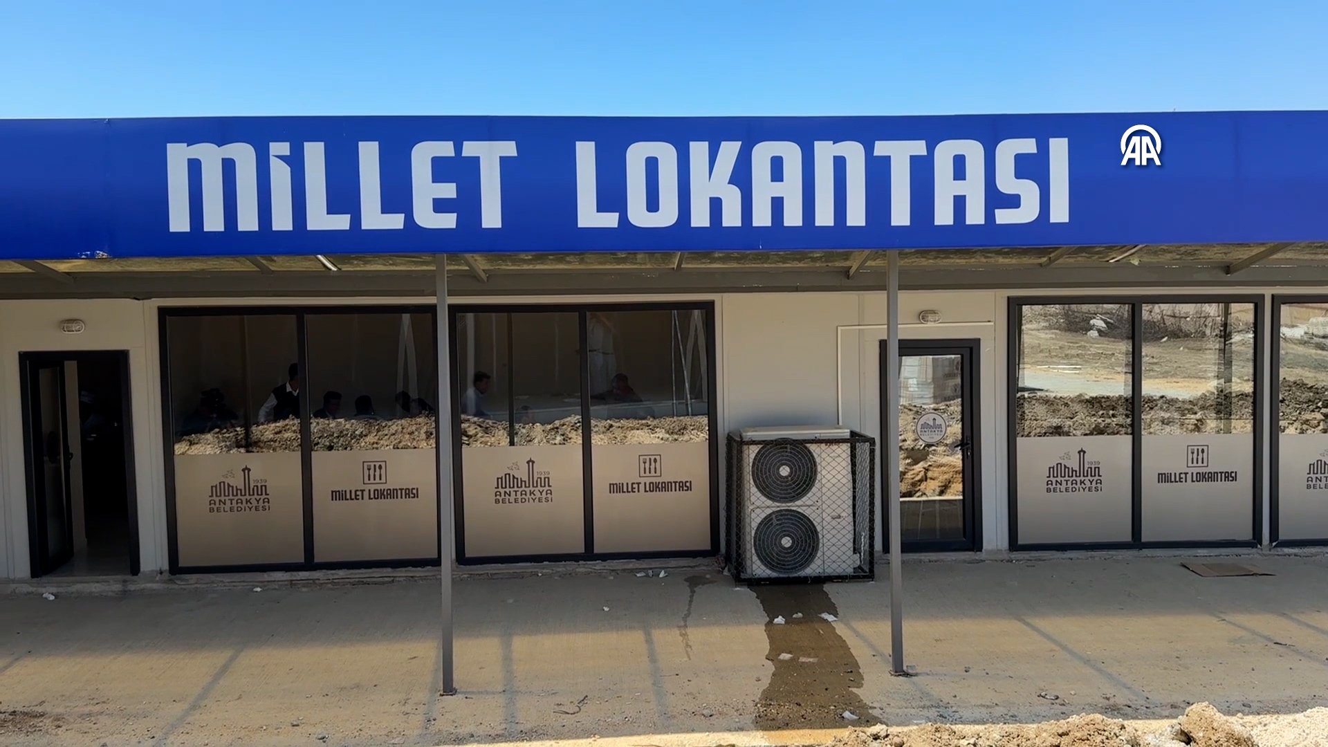 aa-20250502-37819678-37819667-hatay-prefabrik-carsidaki-lokantada-depremzedelere-uygun-fiyatli-yemek-sunuluyor-00-00-07-13-still001.jpg