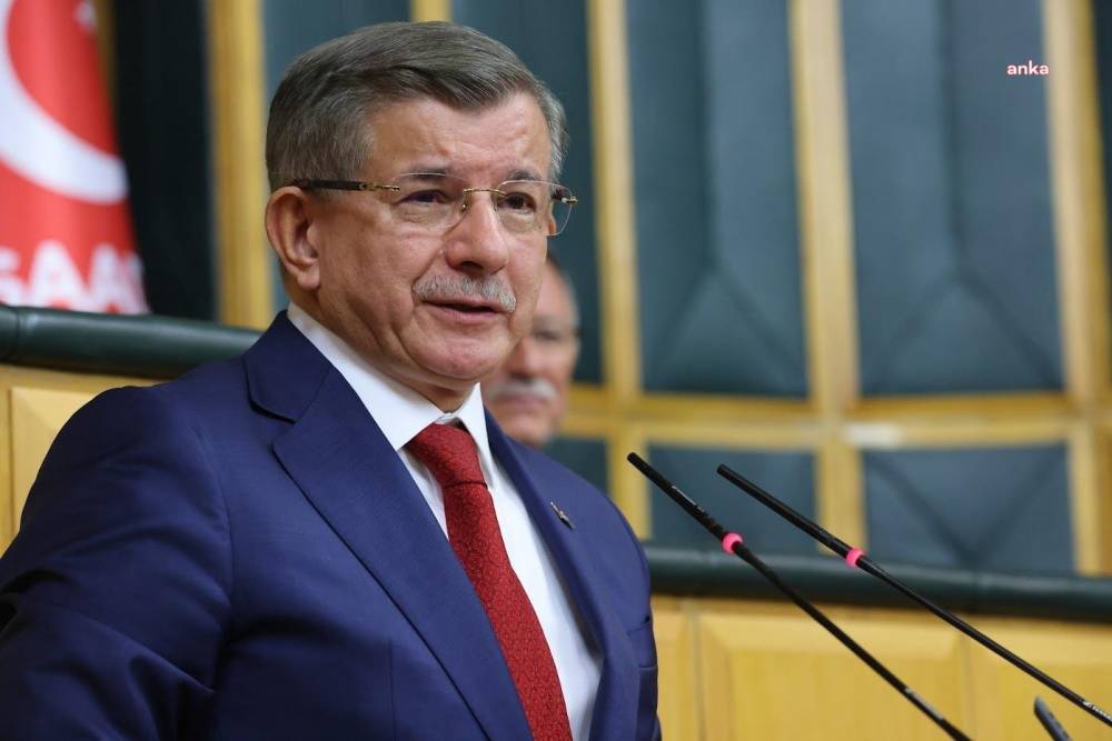 Davutoğlu 'vicdan gemisi' saldırısına tepki gösterdi