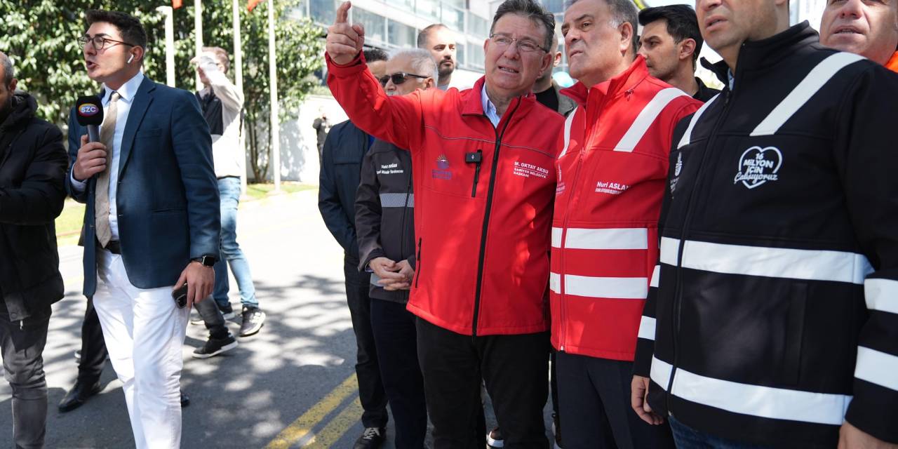 sariyerde-yol-coktu-unlu-cadde-trafige-kapatildi-7.jpg