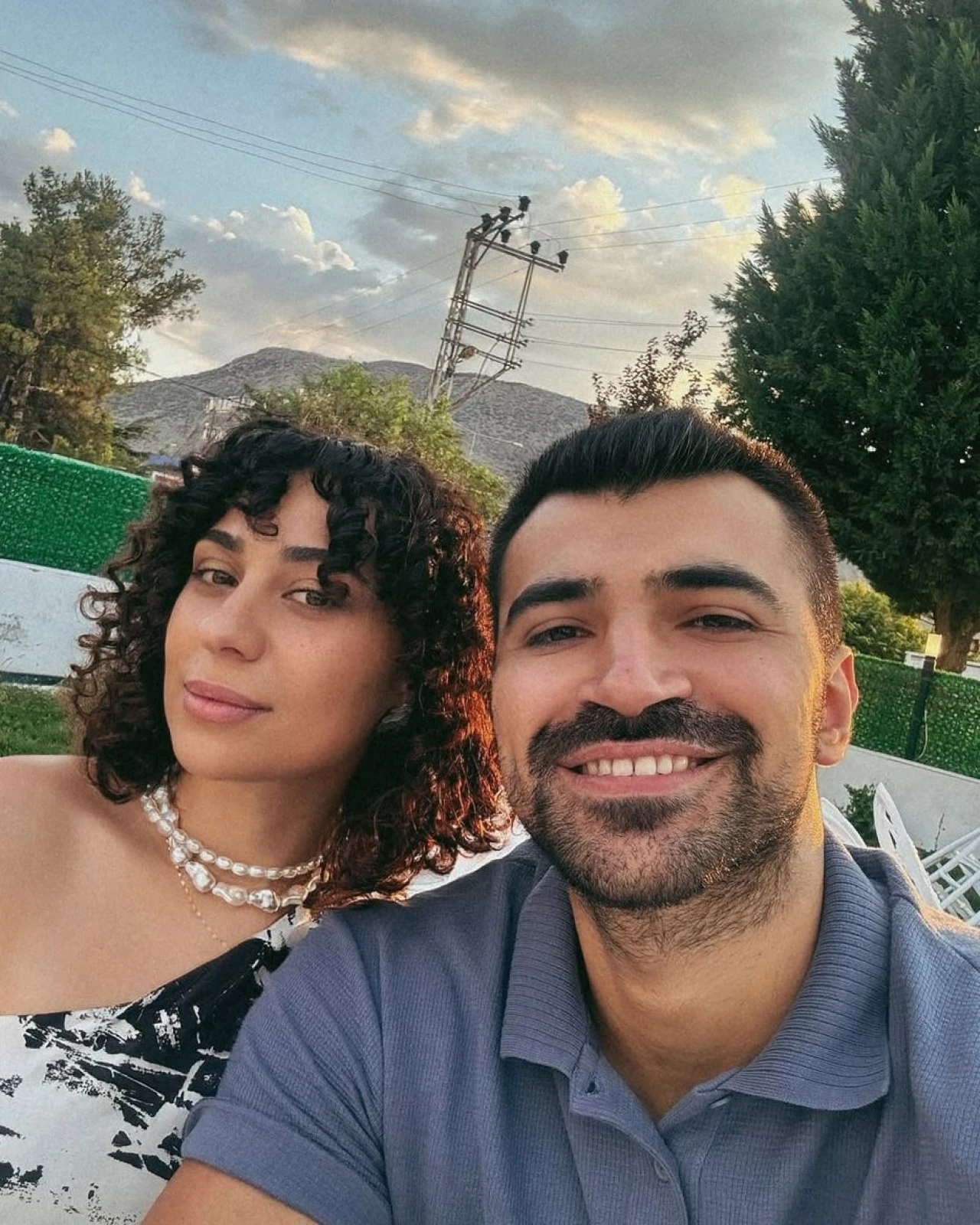 tugba-yilmaz-magazin-mahallesi-2-1746334814-expkmx.webp