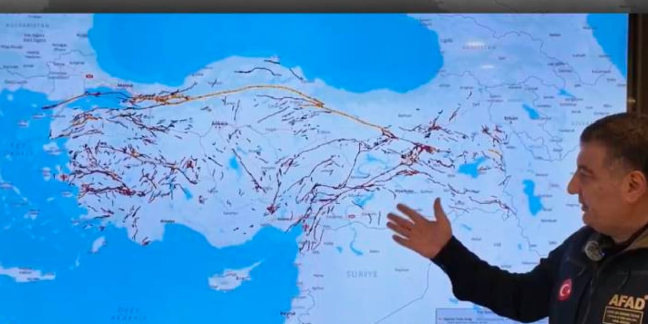 yasadiginiz-yerde-fay-hatti-var-mi-afad-harita-yayinladi.jpg