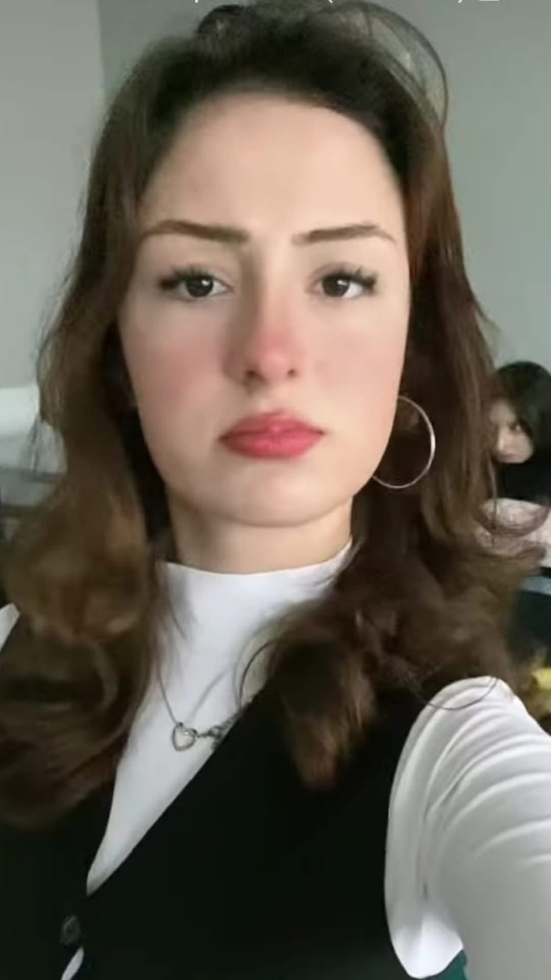sivasta-evde-bogazlari-kesilerek-olduru-699103-206990-001.jpg