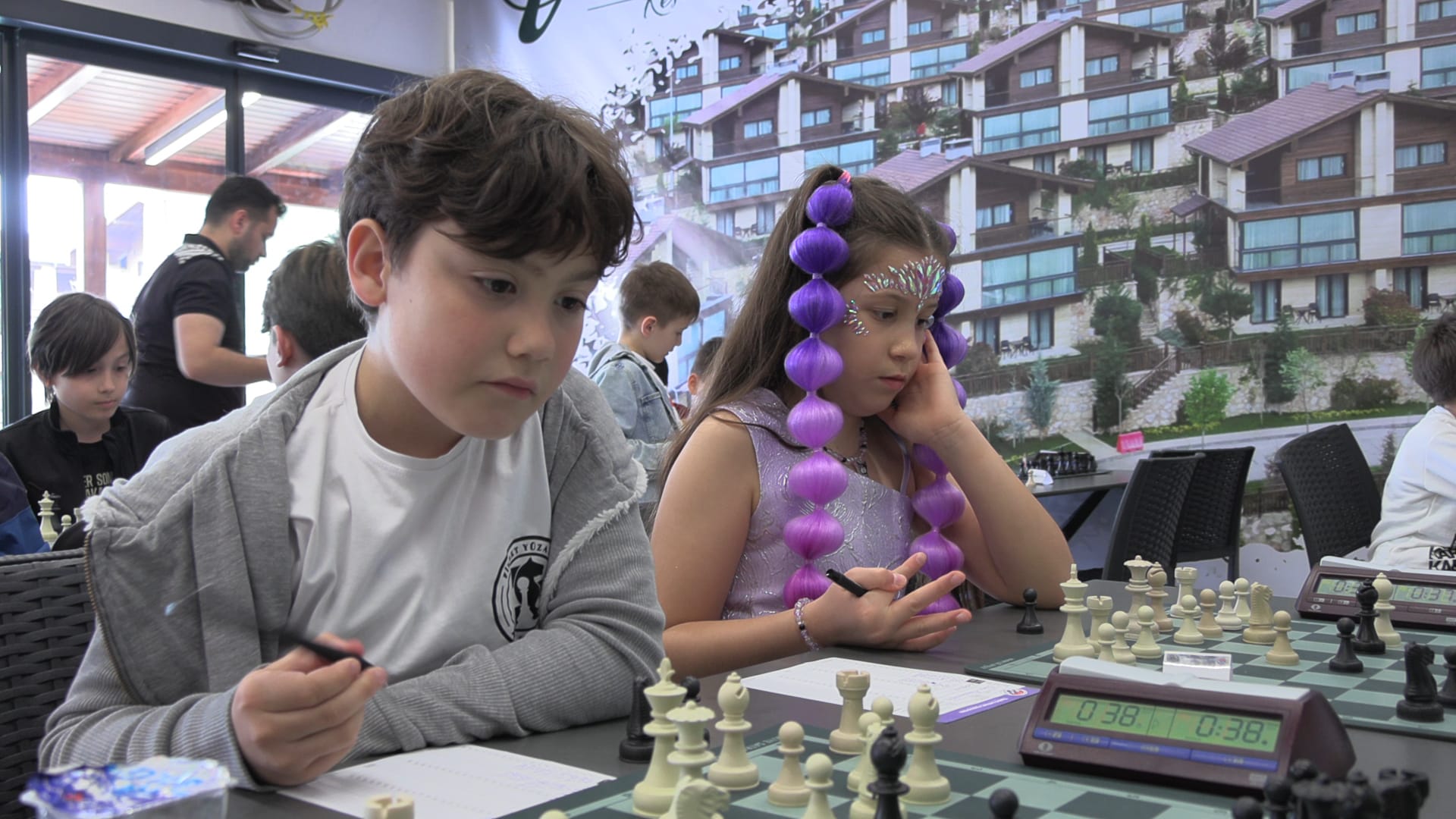 cocuklar-doga-tatilinde-satranc-turnuva-705673-208862.jpg