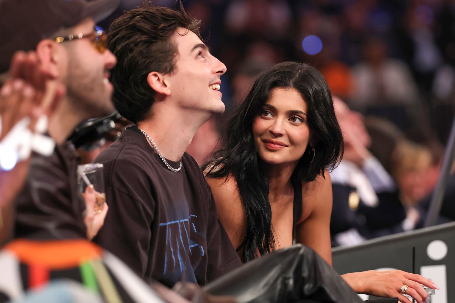 timothee-kylie-knicks-game-051225-79a3fa1877a5474c92ce0f246351a504.jpg