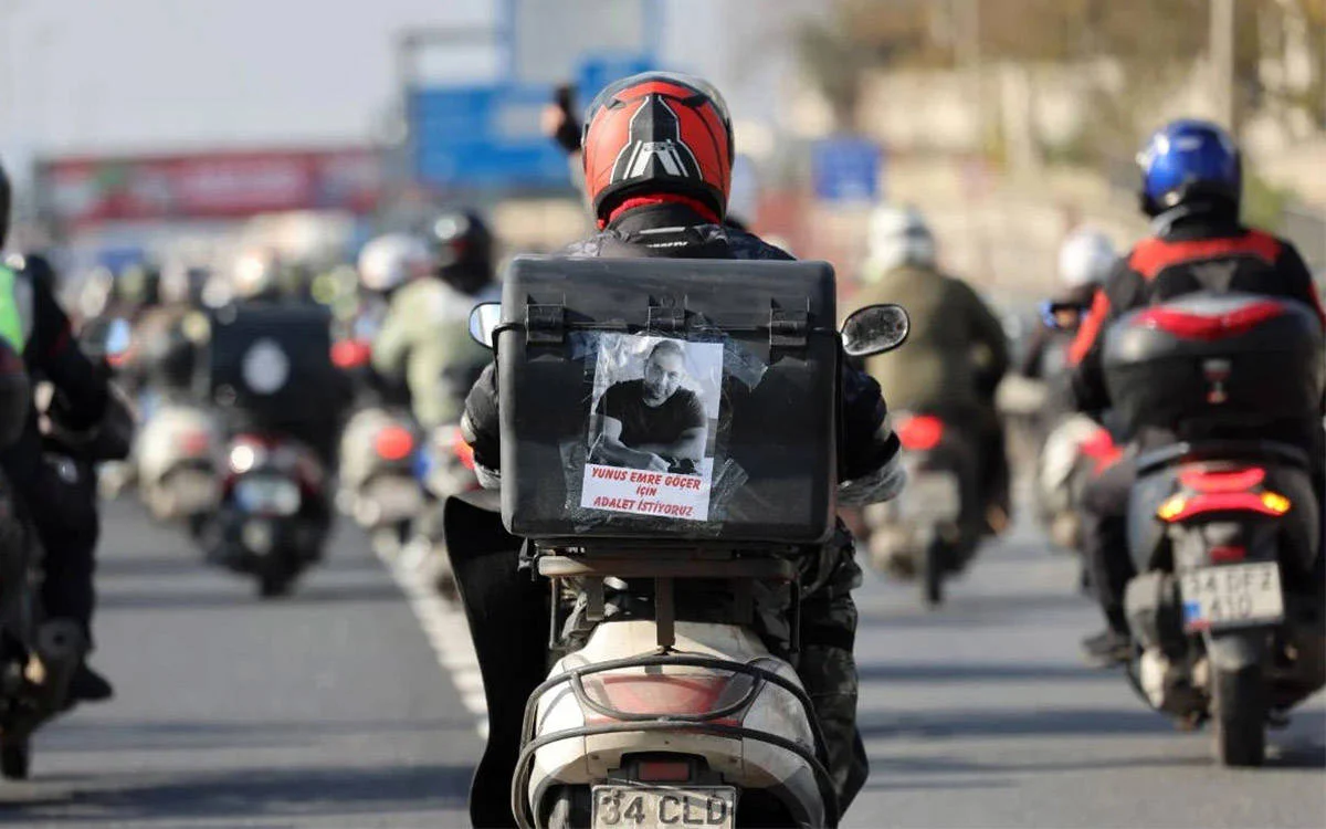 1-mayis-a-giderken-moto-kuryeler-ne-istiyor.webp