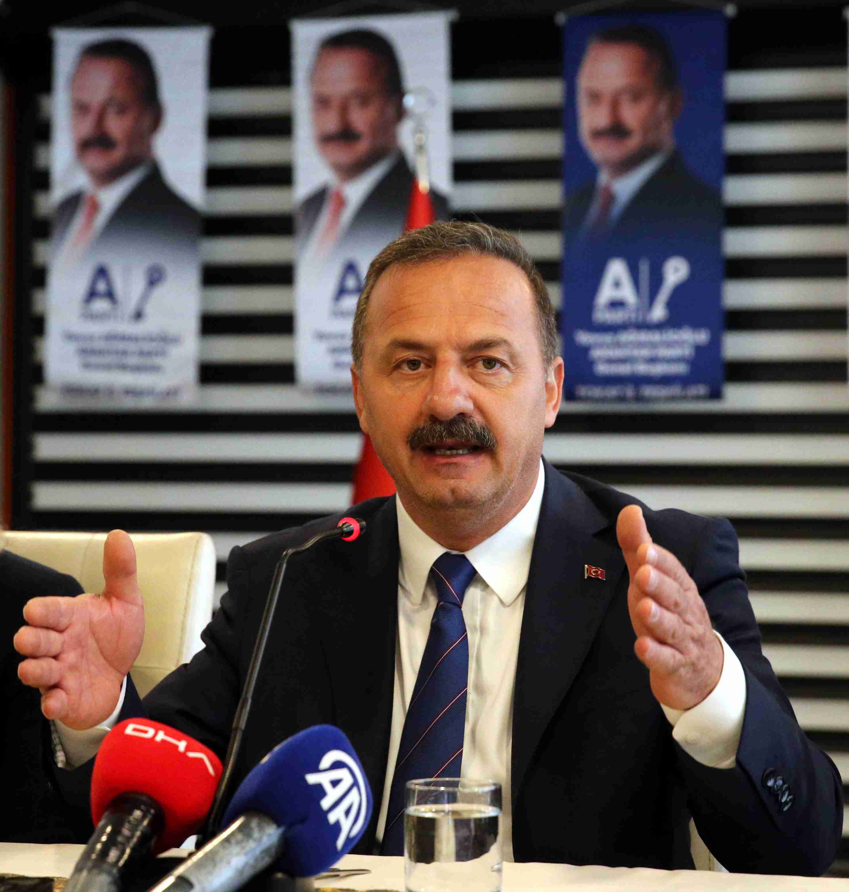 aa-20250525-38074656-38074655-anahtar-parti-genel-baskani-agiralioglu-tokatta-basin-toplantisi-duzenledi-11zon.jpg