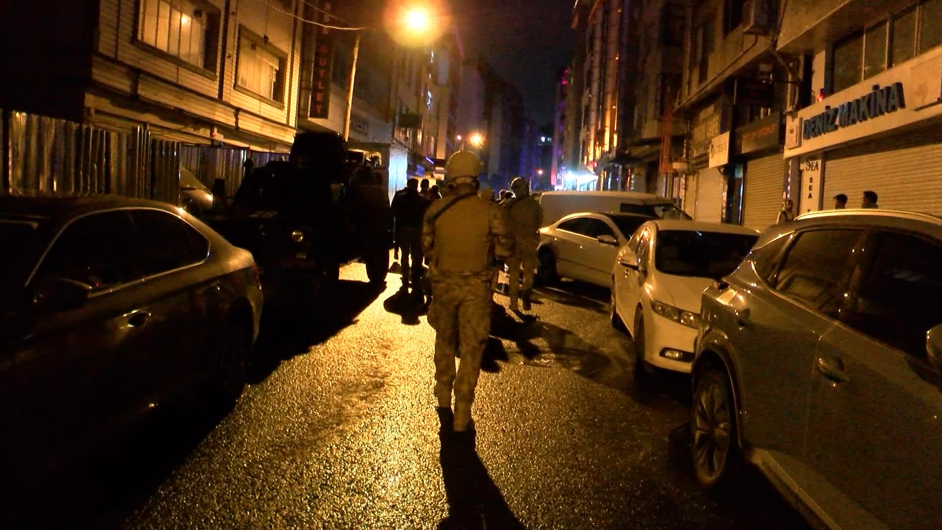 istanbul-kagithanede-eglence-mekanina-734457-216918.jpg