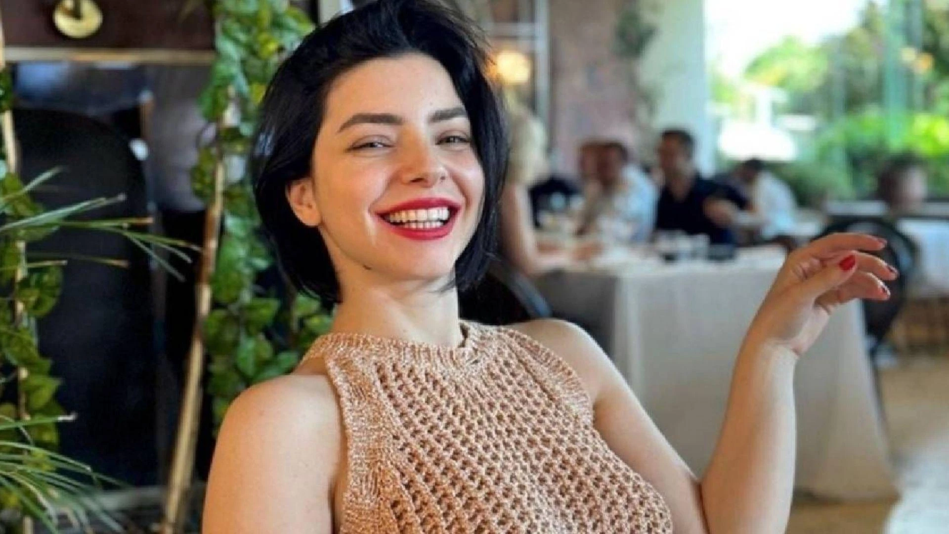 Merve Boluğur