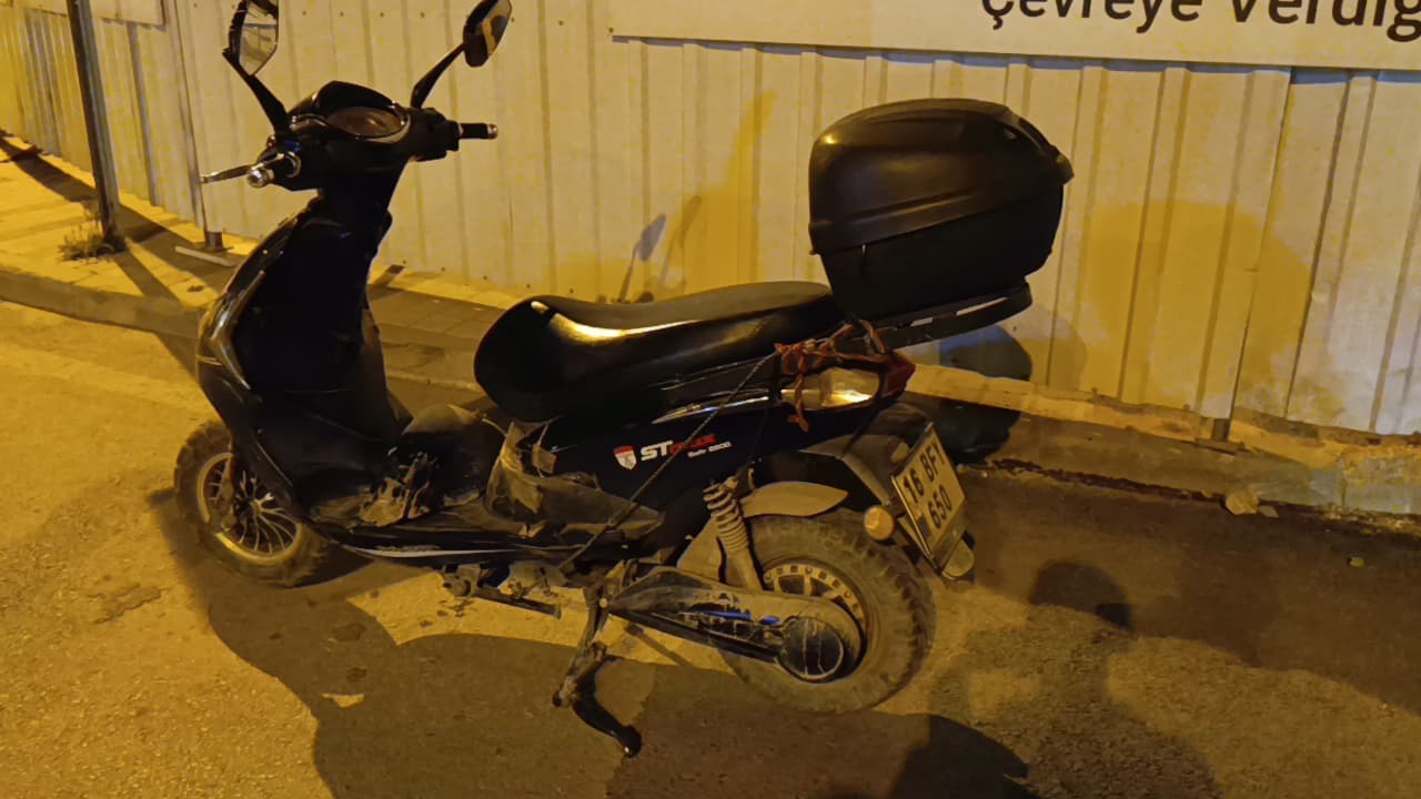 otomobilin-carptigi-motosikletli-yaralan-744016-219669.jpg