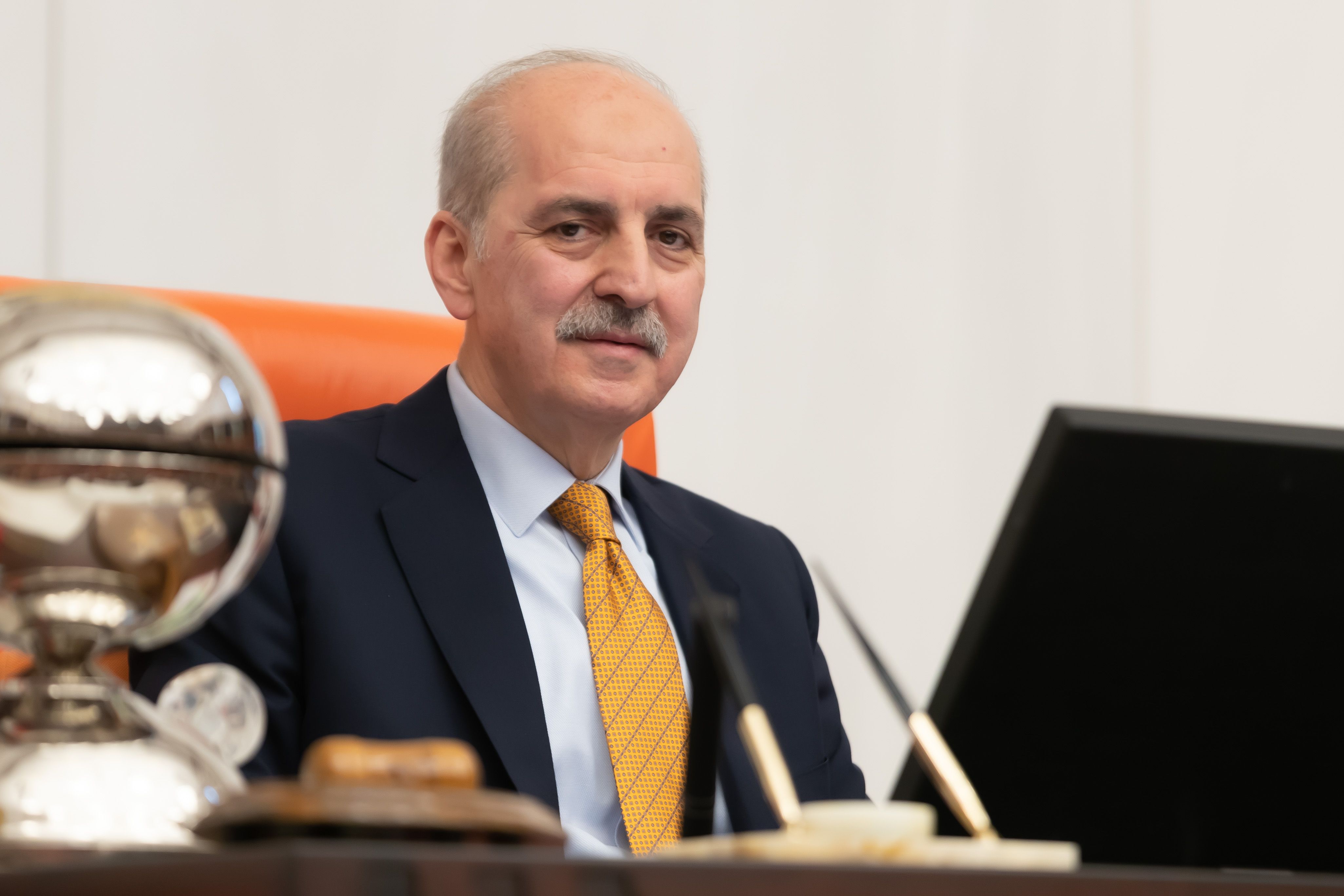 numan-kurtulmus.jpg