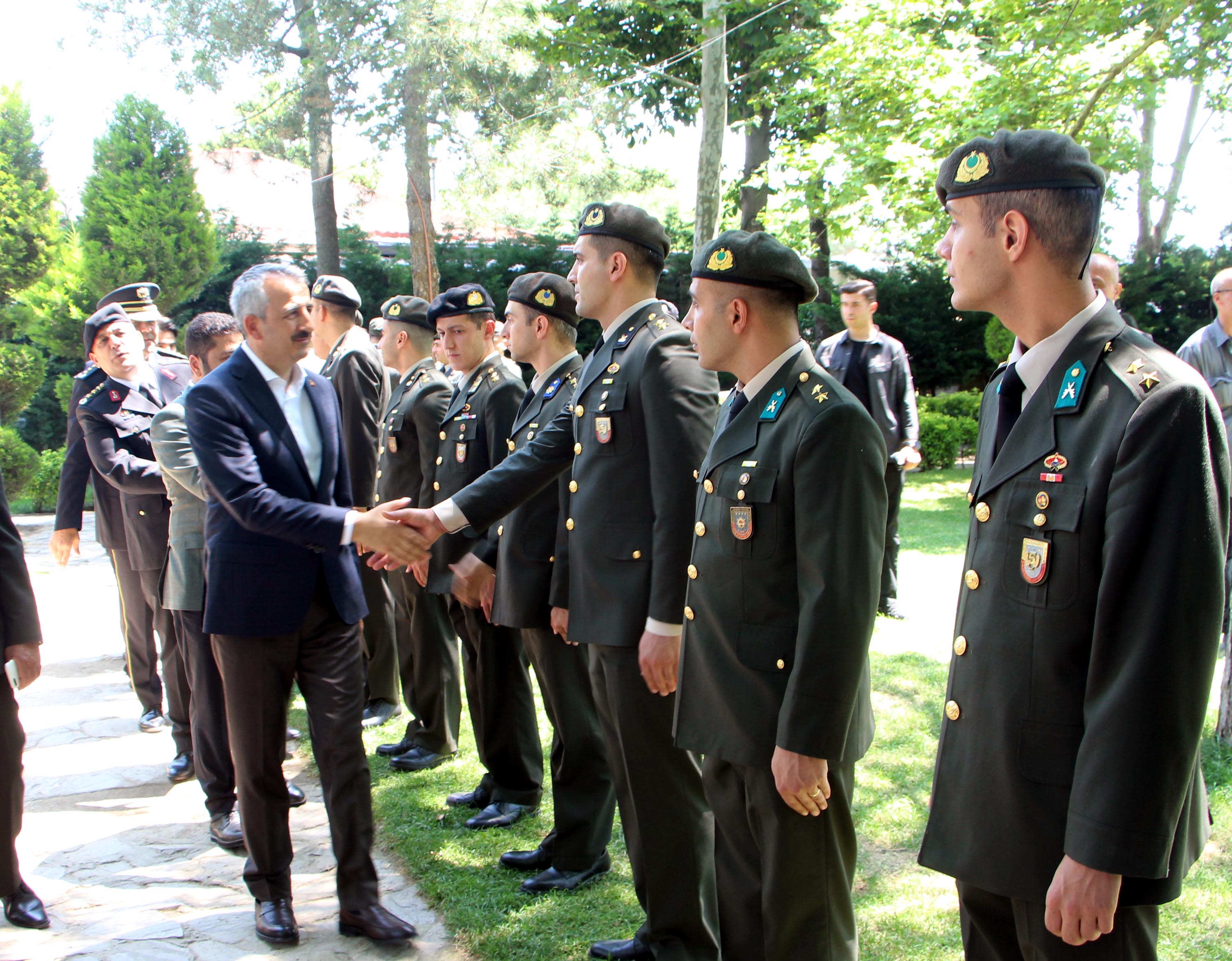 edirne-valisi-sezer-bayramda-4-sinir-k-752435-222096.jpg