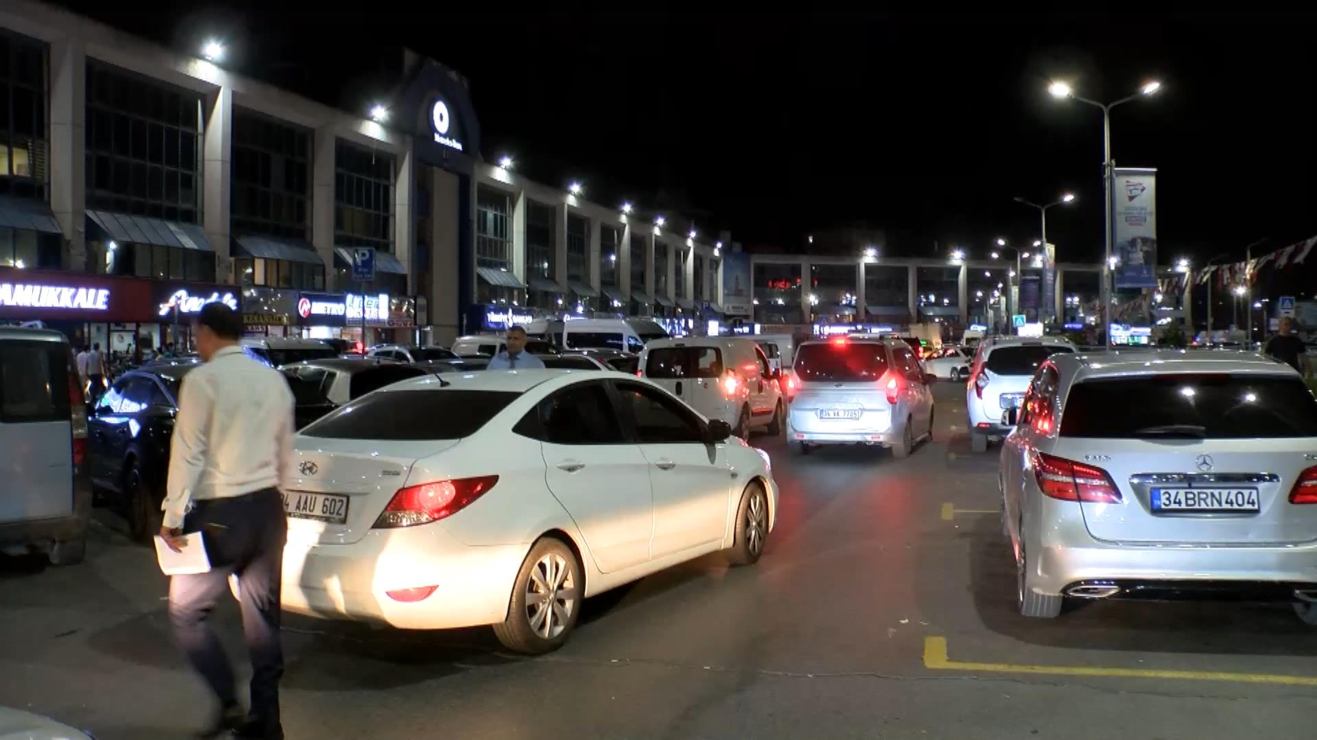 istanbul-15-temmuz-demokrasi-otogari-v-751192-221710.jpg