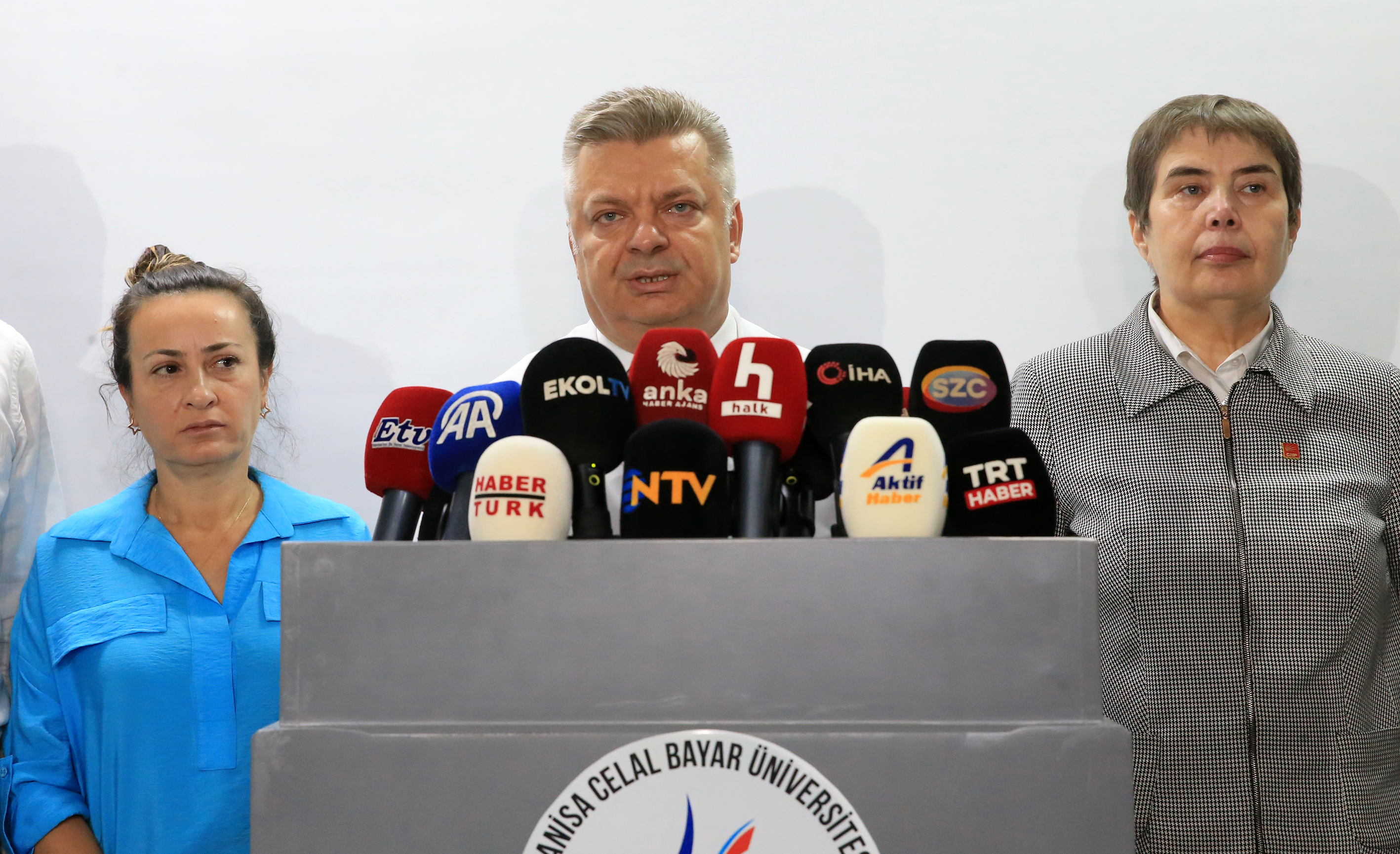 aa-20250608-38220083-38220081-ferdi-zeyrekin-saglik-durumuna-iliskin-bashekim-topcudan-aciklama.jpg