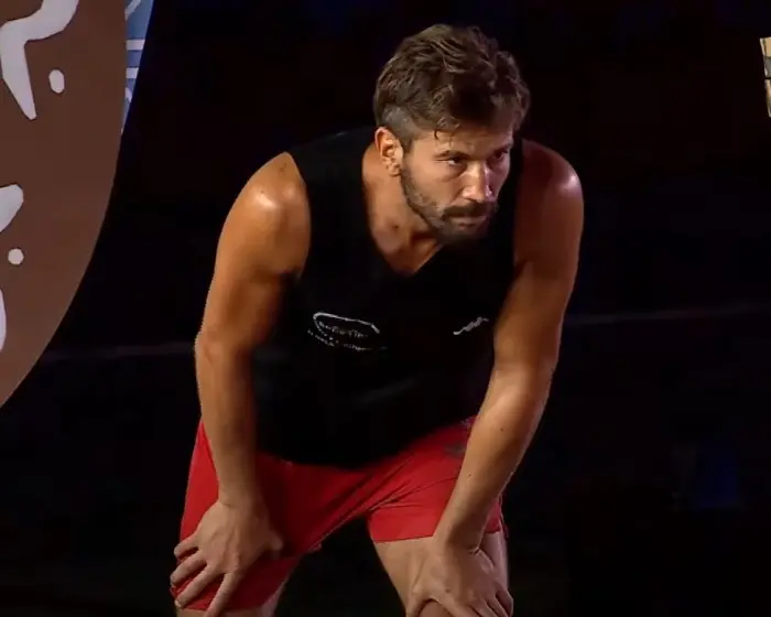survivor-yari-finalinde-sok-anlar-batuhan-sakin-kalamadi-2.webp