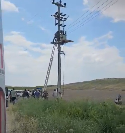 ankarada-trafoya-cikan-ciftciye-elektr-777845-229909.jpg