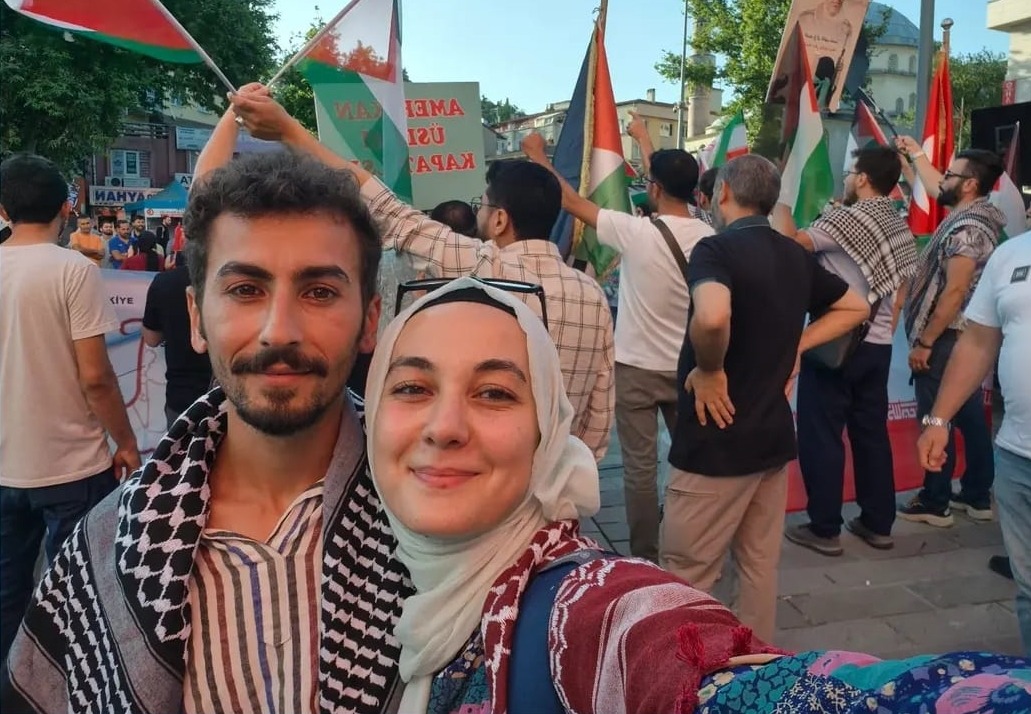 İsrail'den sınır dışı edilen Türk aktivist