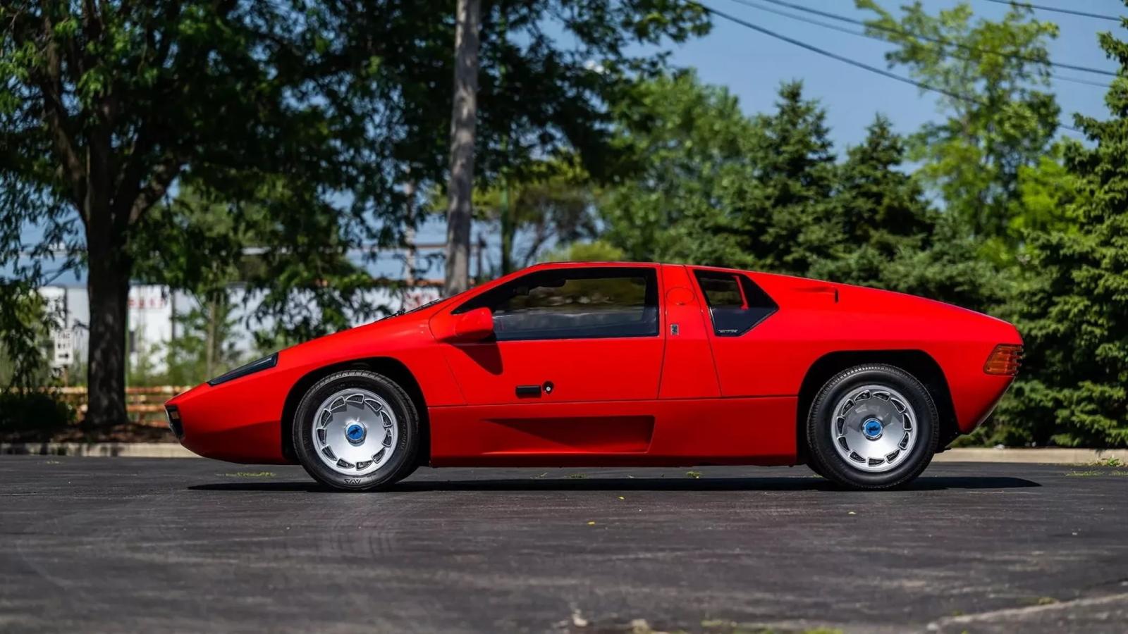 1992-isdera-imperator-108i-2-2048x1152.jpg