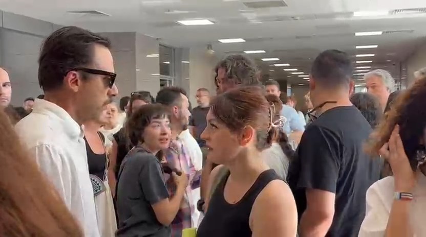 Ayşe Barım Davasında İlk Duruşma: Serenay Sarıkaya, Hande Erçel, Halit Ergenç ve Daha Fazlası Adliyeye Akın Etti Ayşe Barım