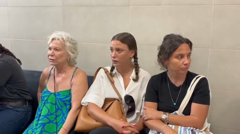 Ayşe Barım Davasında İlk Duruşma: Serenay Sarıkaya, Hande Erçel, Halit Ergenç ve Daha Fazlası Adliyeye Akın Etti Ayşe Barım