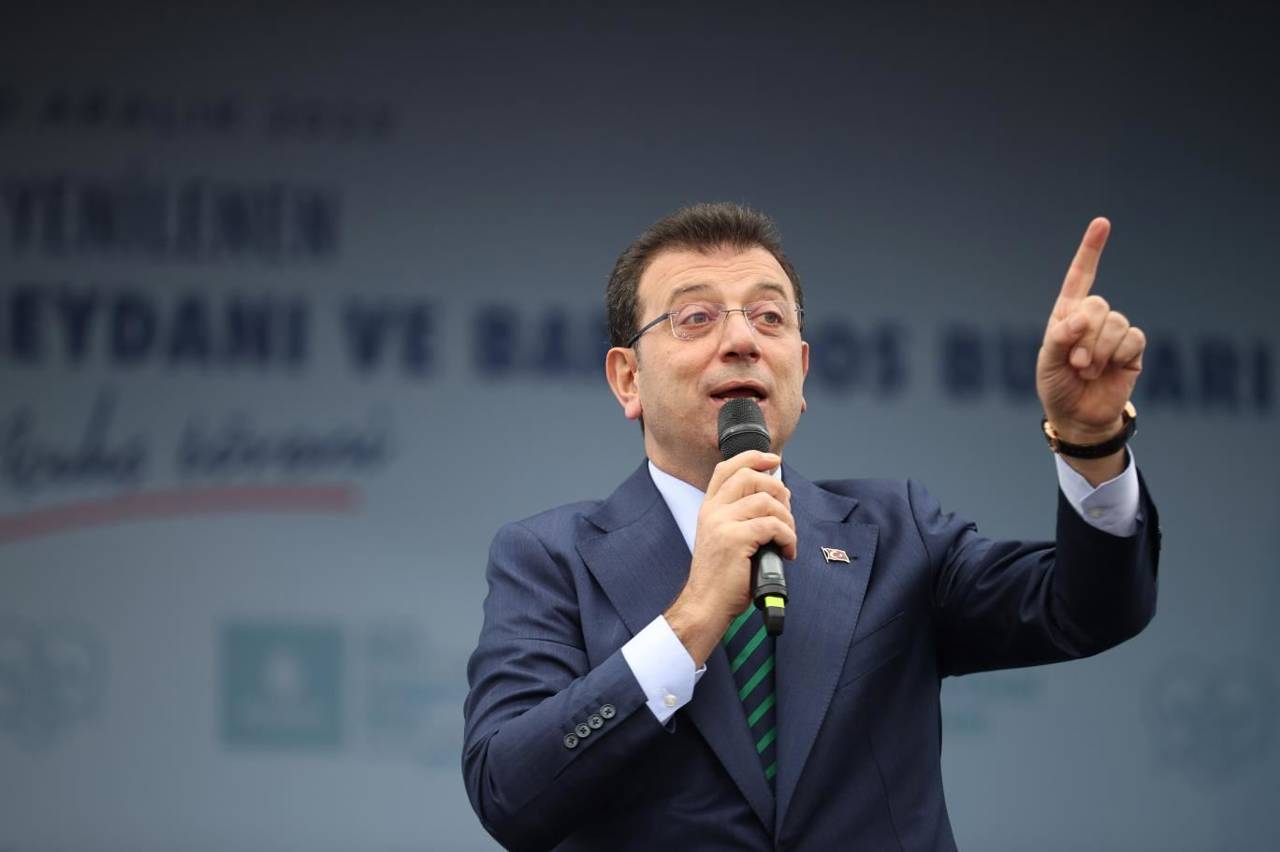 ekrem-imamoglu-yasananlar-sadece-partimize-belediye-baskanlarimiza-degil-onlara-oy-veren-milyonlara-da-bir-gozdagidir.jpg
