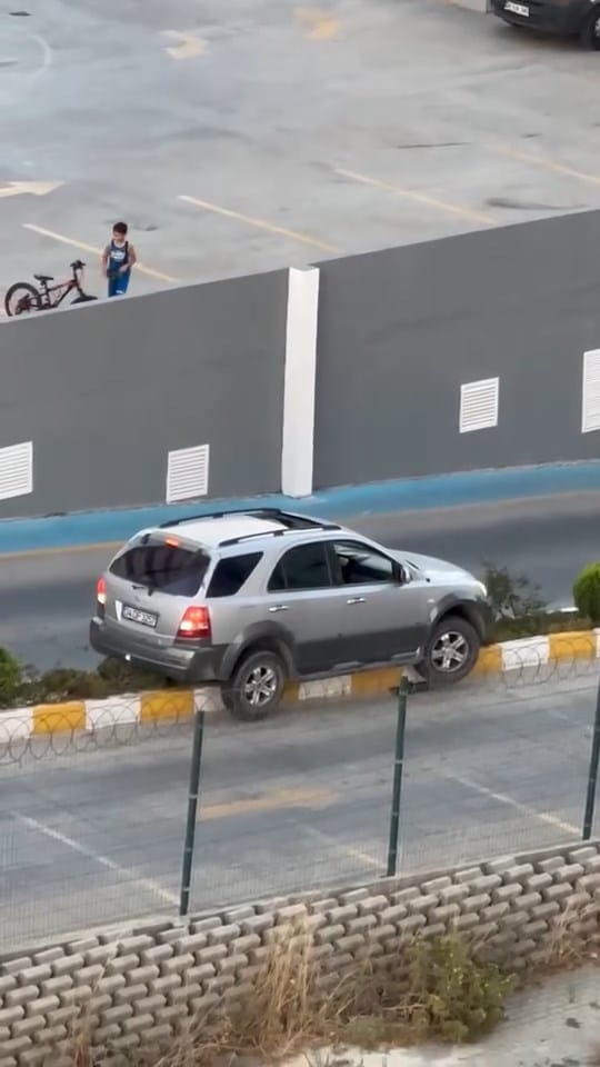 istanbul-avcilarda-surucu-yolu-kisaltm-821208-243281.jpg