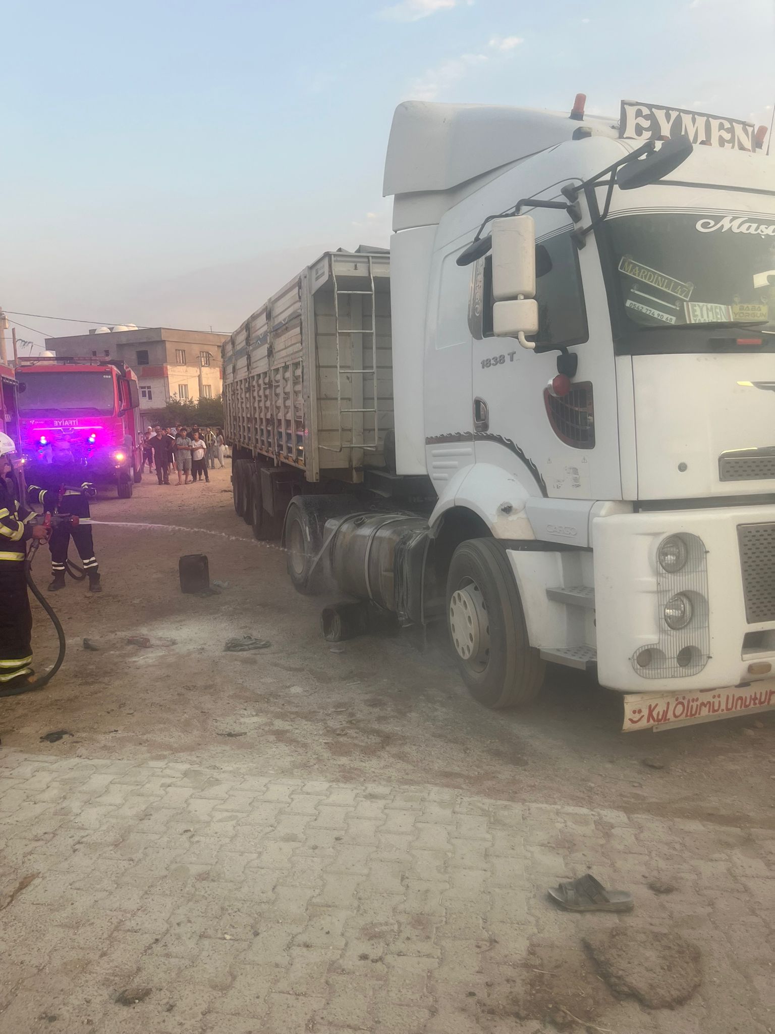 mardinde-tirin-yakit-deposu-patladi-838543-248546.jpg