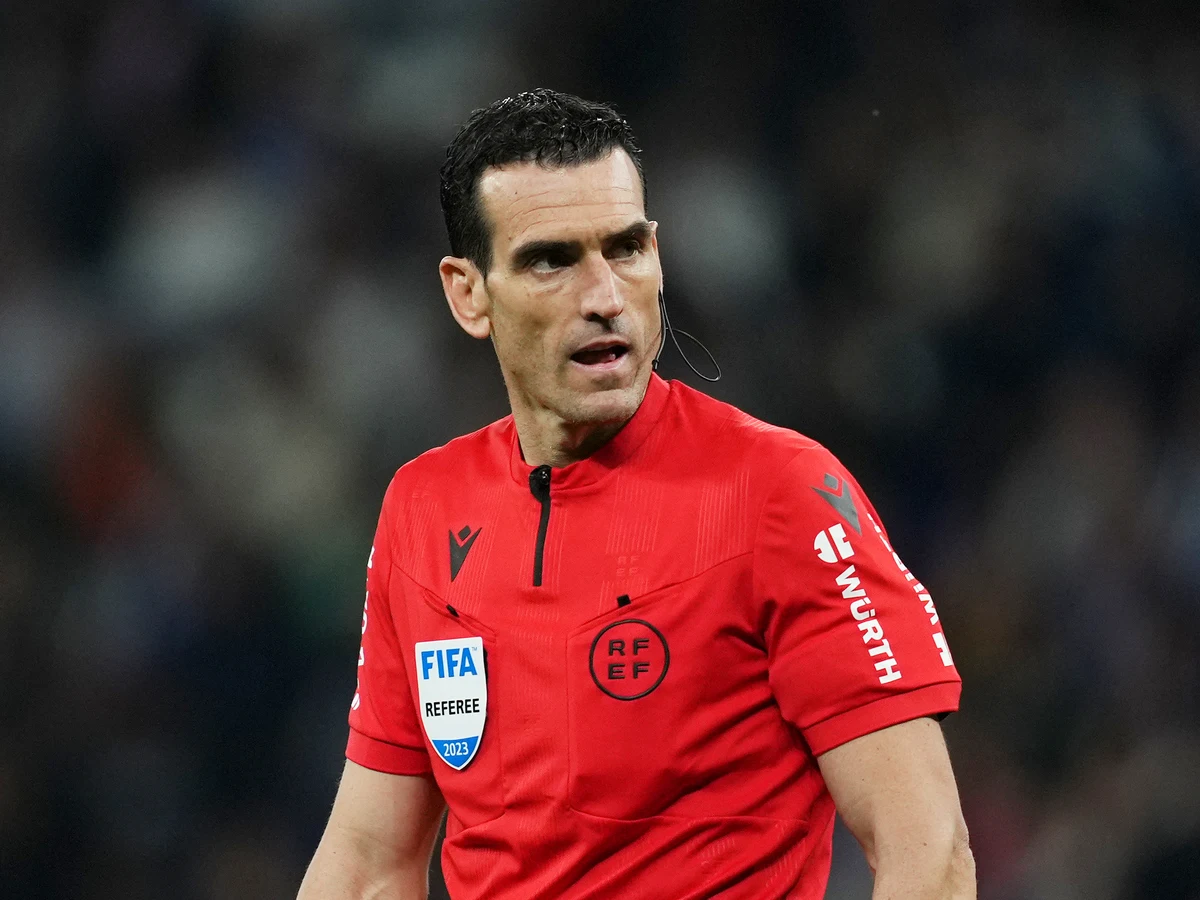martinez-munuera-arbitrara-final-real-madrid-barcelona-103.webp