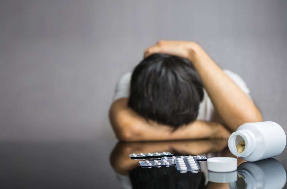 madde-bagimliligi-ve-tedavisi-1000x658.jpg