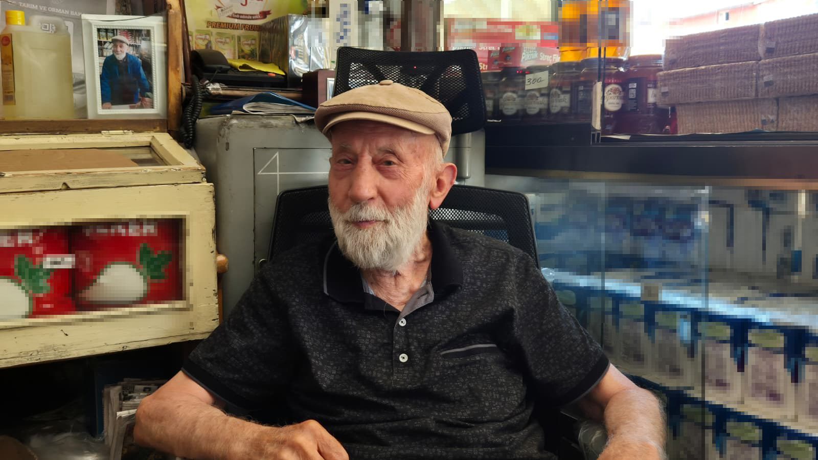 76-yildir-ayni-dukkanda-bakkallik-yapiyo-854423-253341.jpg