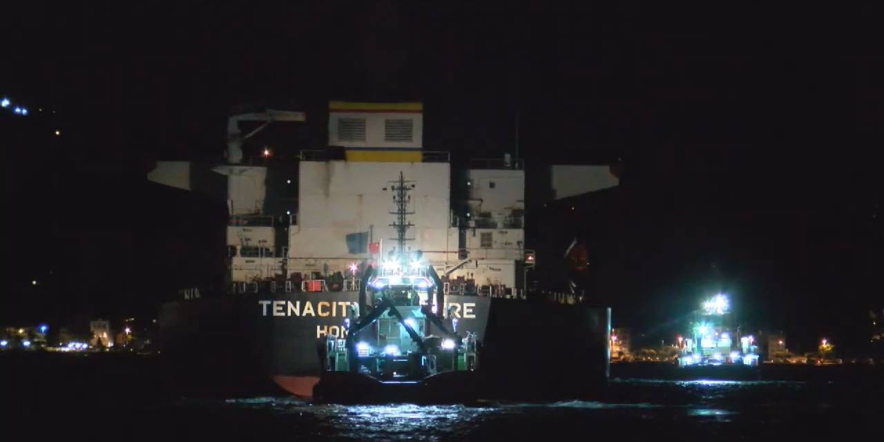 250-metrelik-tanker-bogazda-alarm-verdi-kiyi-emniyeti-harekete-gecti-5.jpg
