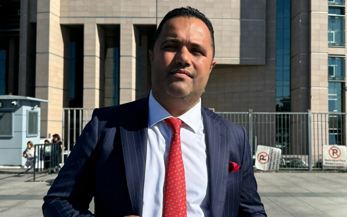 avukat-rezan-epozdemirin-gozalti-suresi-bir-gun-daha-uzatildi.webp