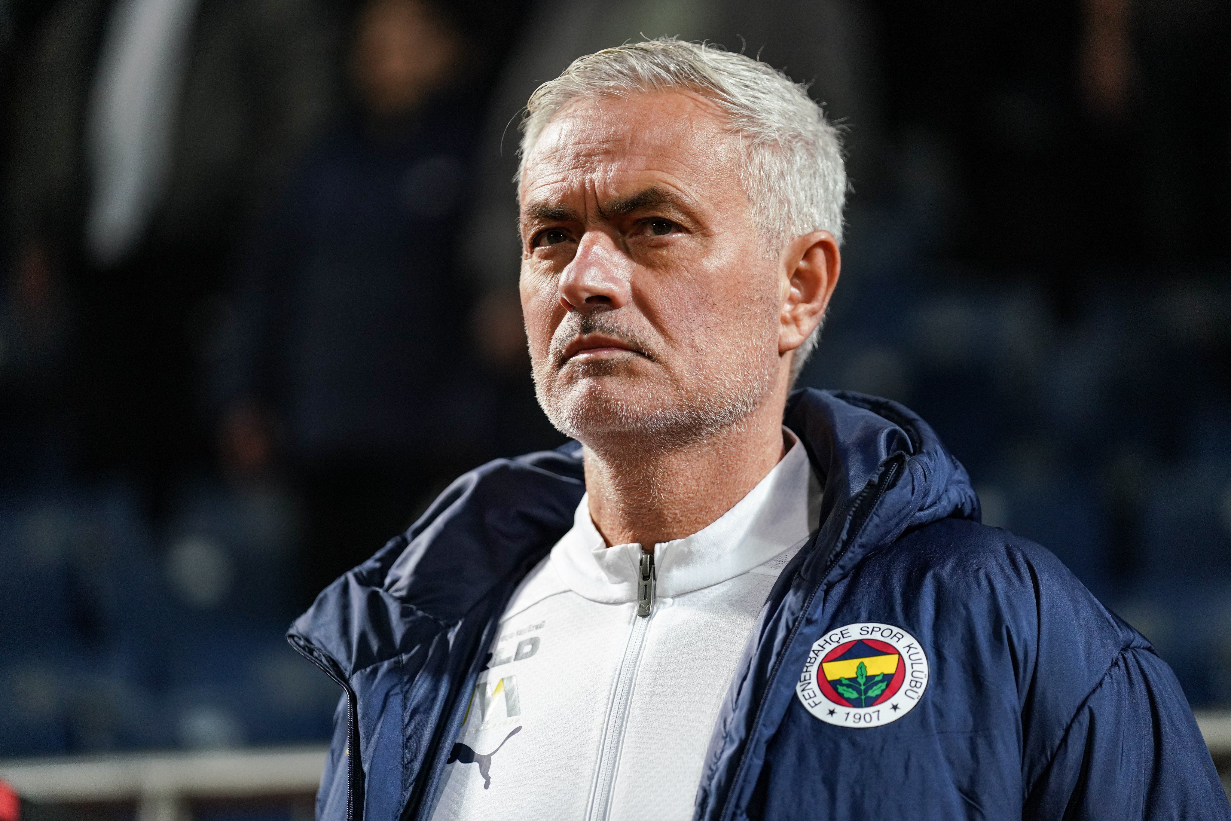 jose-mourinho-fenerbahce.jpg