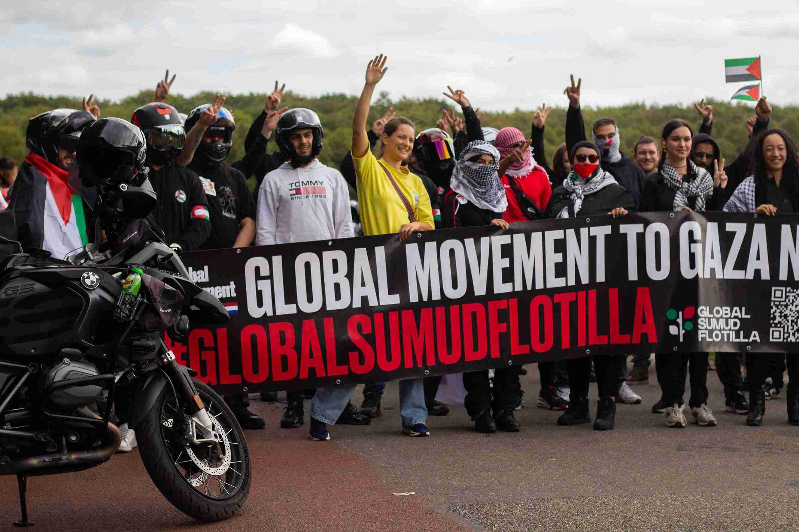 aa-20250831-38979165-38979153-hollandada-motorculardan-filistine-destek-gosterisi-11zon.jpg