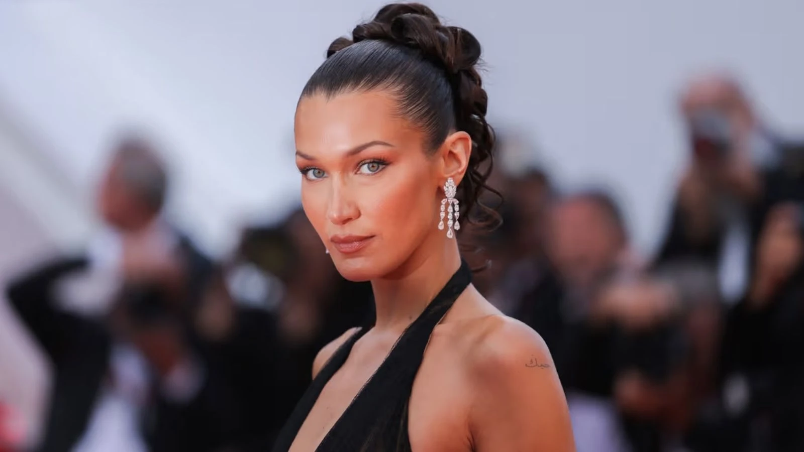 bella-hadid.webp