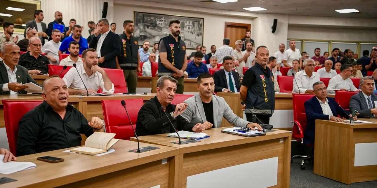 akpli-cercioglu-hakkinda-suc-duyurusu-gorevi-kotuye-kullandi-2.jpg
