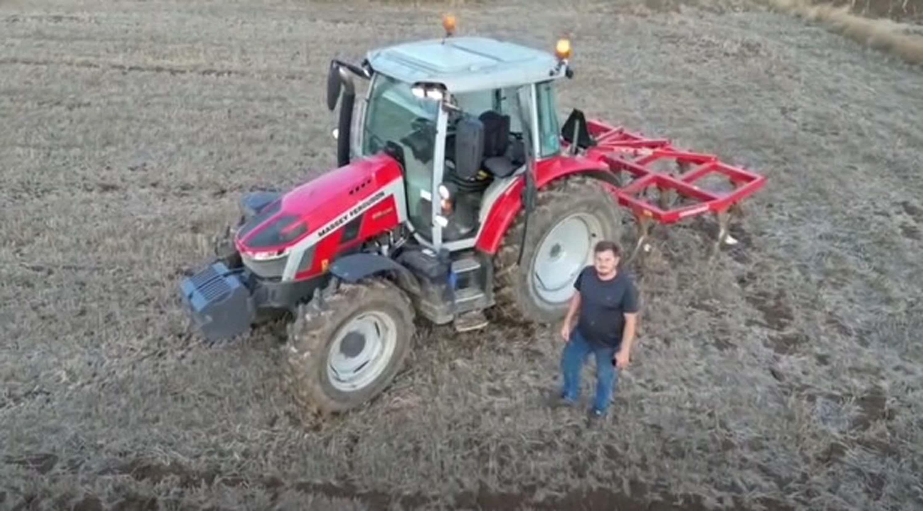 traktor-ile-tarlalarina-ozgur-filistin-949528-281927.jpg