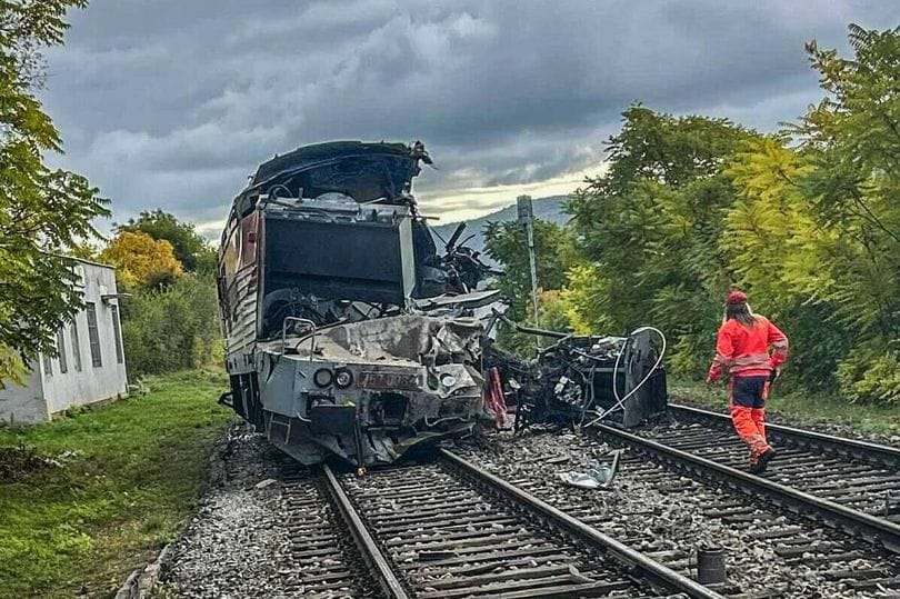1-slovakia-train-crash.jpg