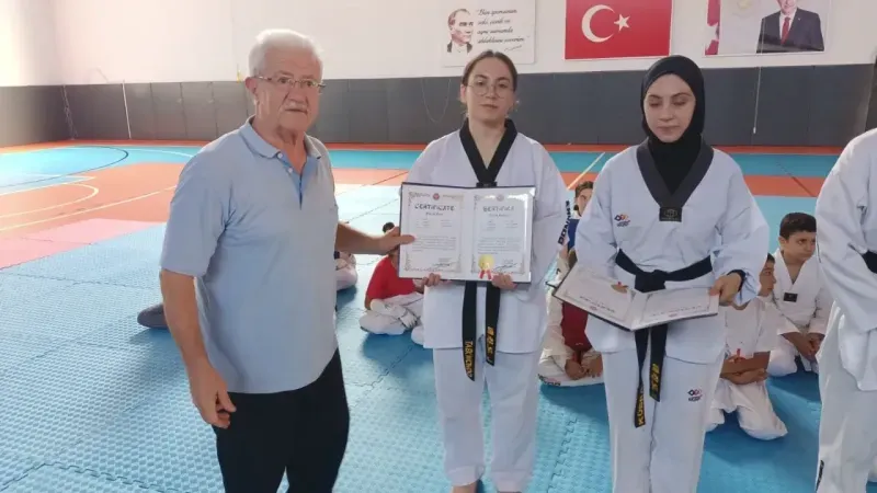 tosyali-taekwondocularin-buyuk-basarisi-2.webp