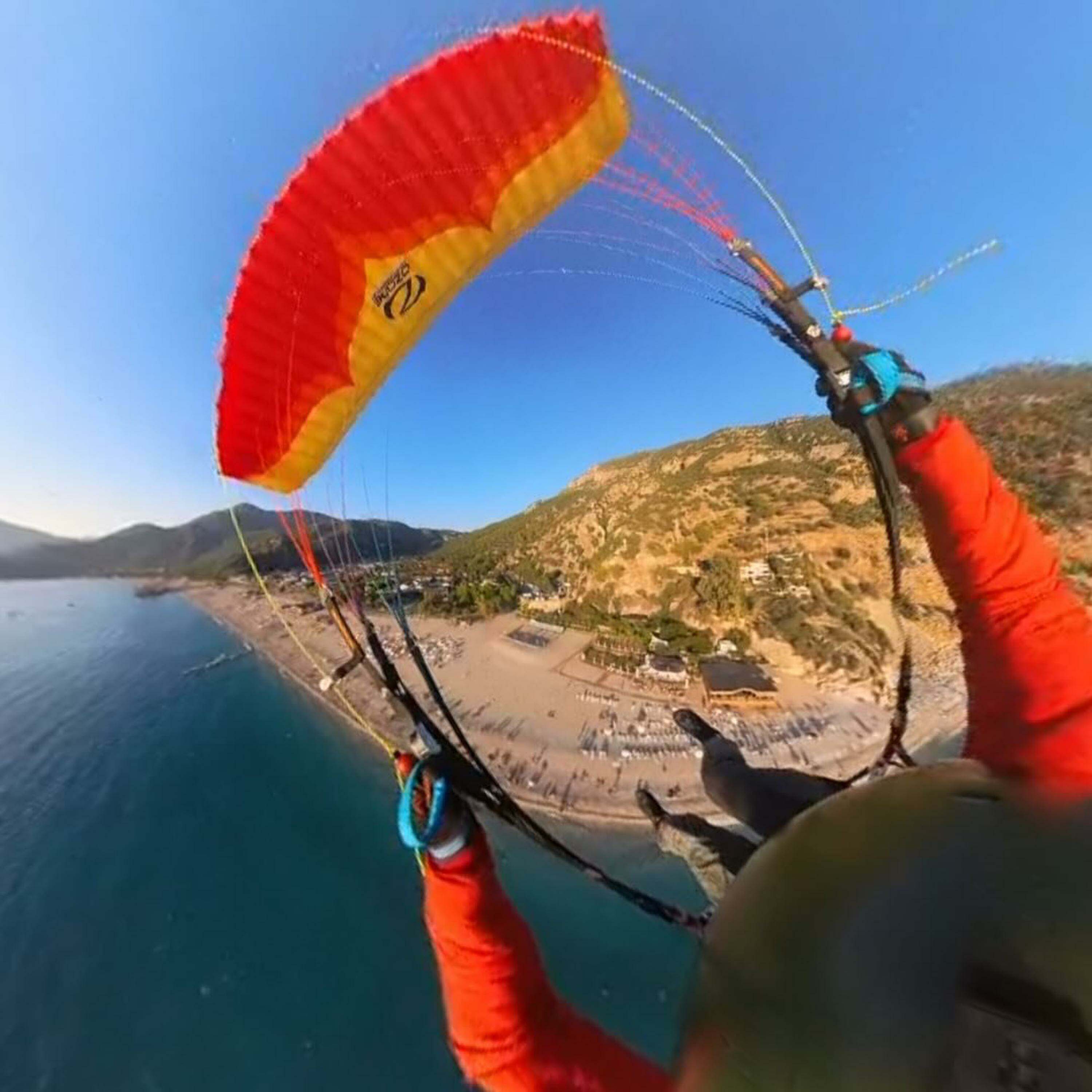 fethiyede-kayaliklara-dusen-rus-parasut-997180-295808.jpg