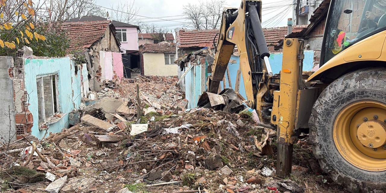 turkiyenin-en-tehlikeli-mahallesi-dumduz-ediliyor-3.jpg