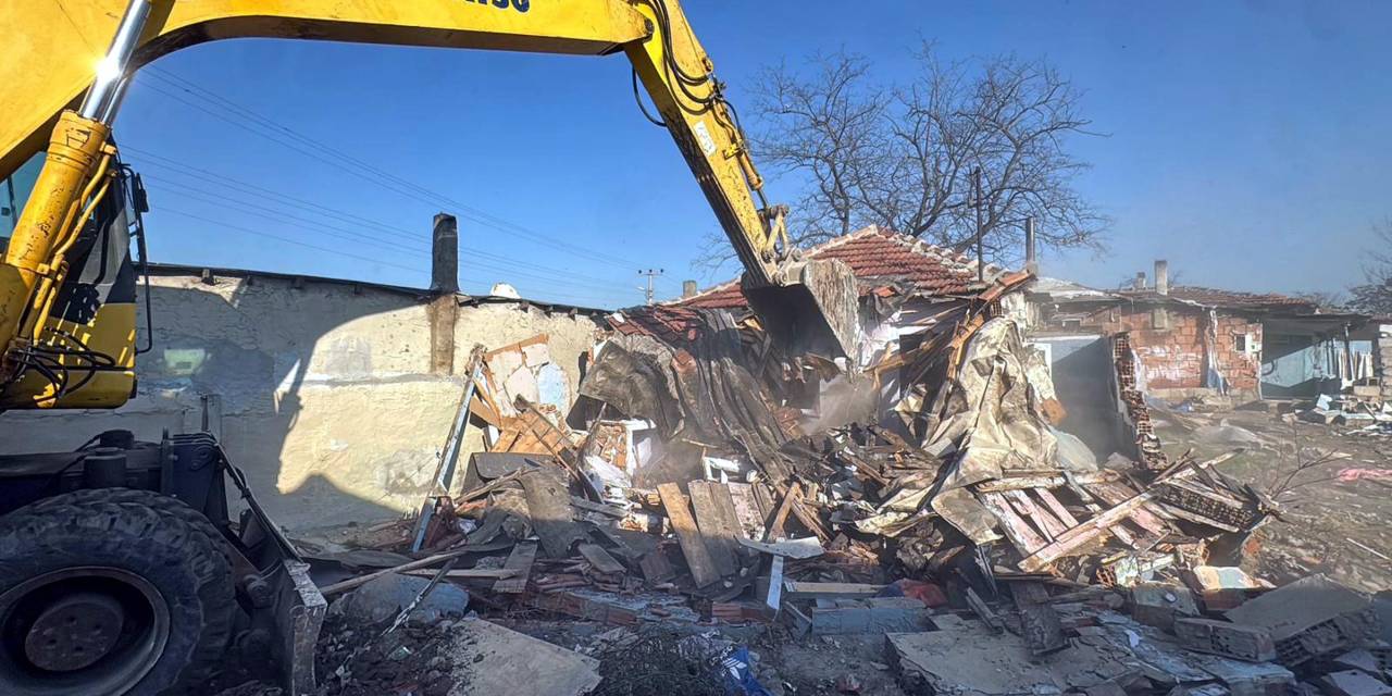 turkiyenin-en-tehlikeli-mahallesi-dumduz-ediliyor-4.jpg