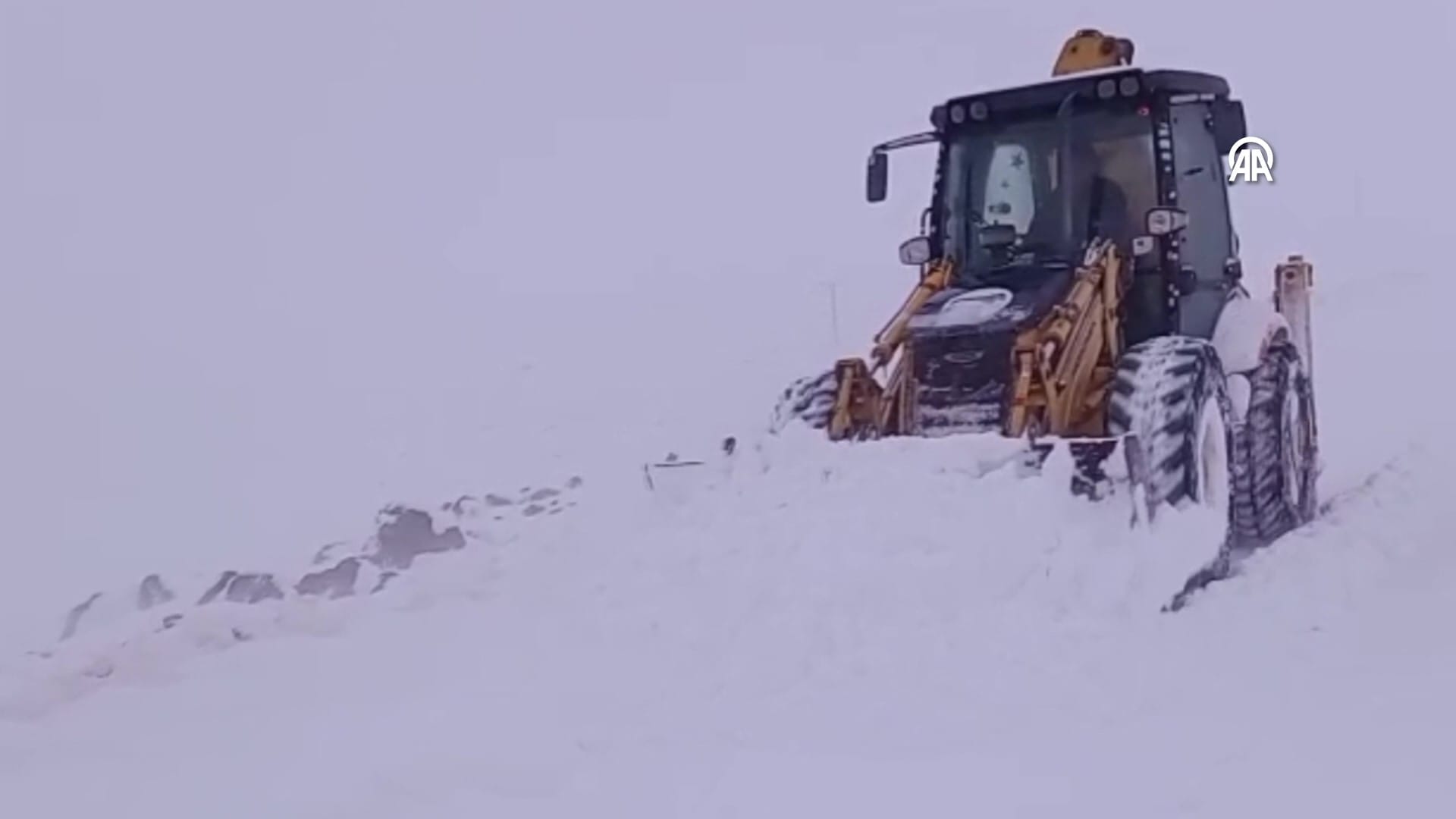 aa-20251227-40095873-40095872-kars-kar-nedeniyle-41-koy-yolu-ulasima-kapandi-frame-at-0m8s.jpg