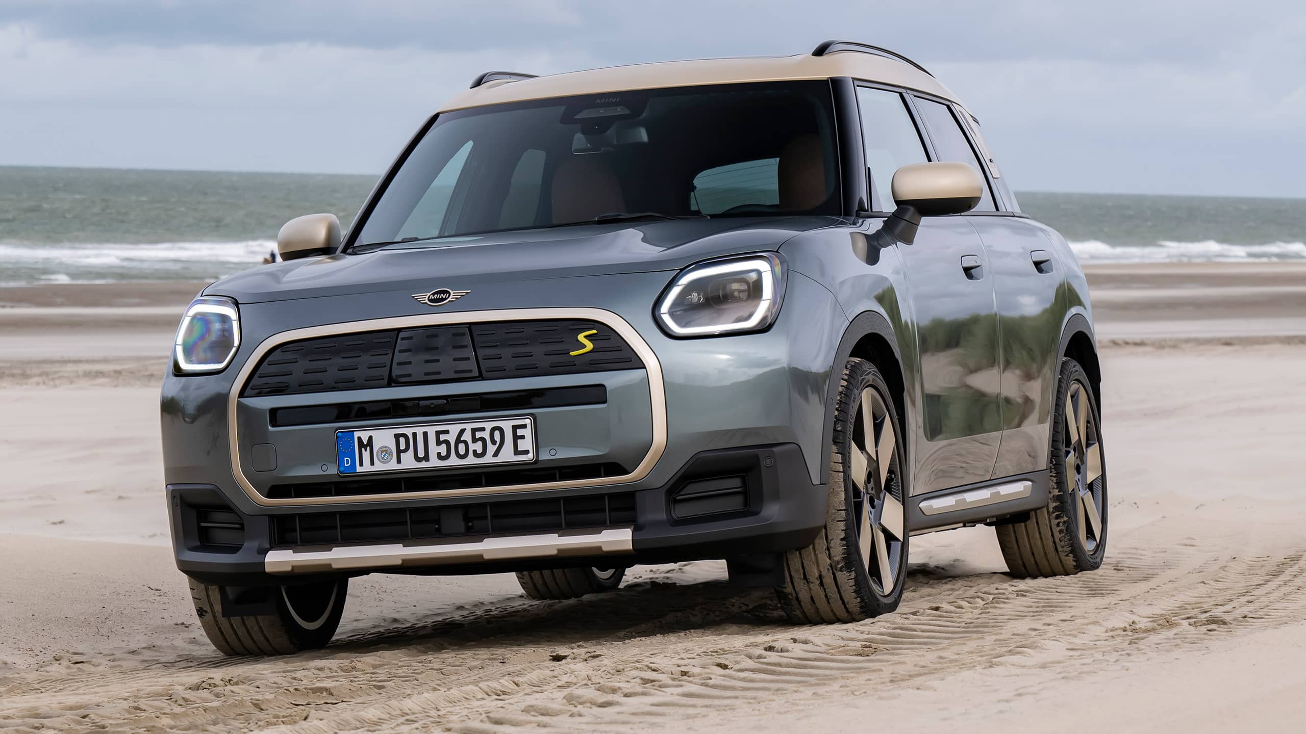 8-mini-countryman-ev.jpg