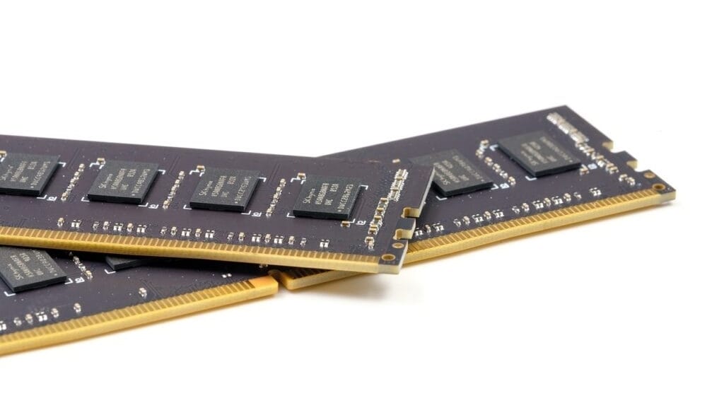 ram-chip-4393379-1280-1024x682-1.jpg